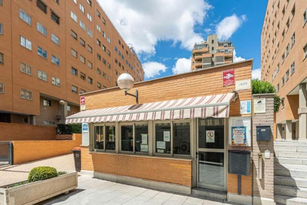 Appartement Impresionante De 4 3 Banos Y 2 Plazas De Garaje Madrid
