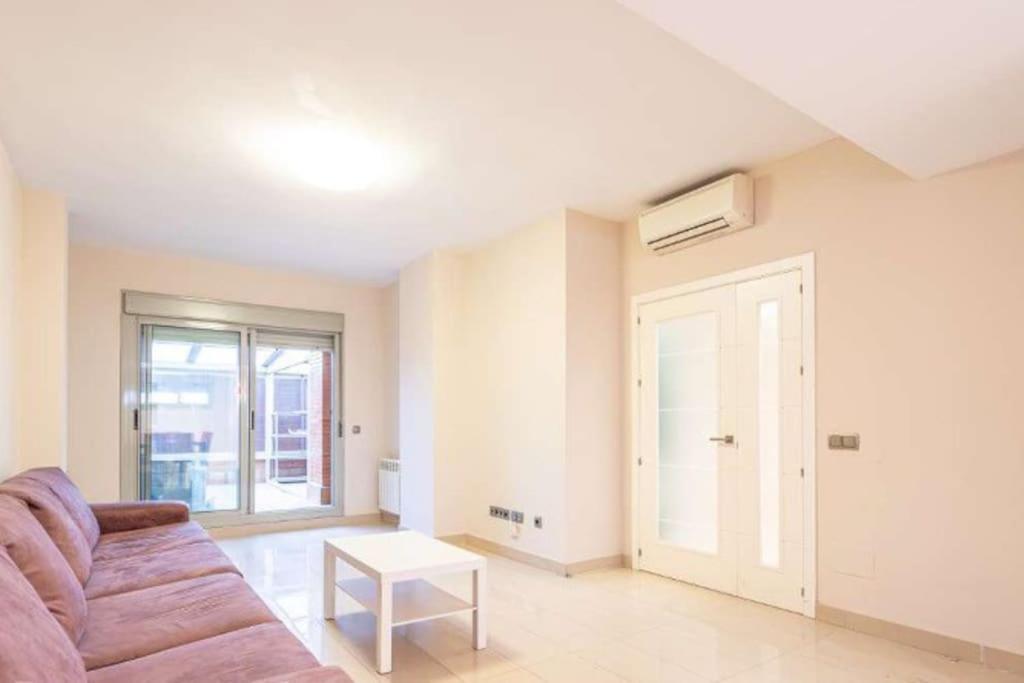 Impresionante De 4 3 Banos Y 2 Plazas De Garaje Appartement *