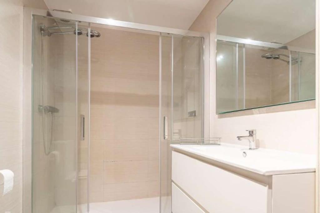 Impresionante De 4 3 Banos Y 2 Plazas De Garaje Appartement *